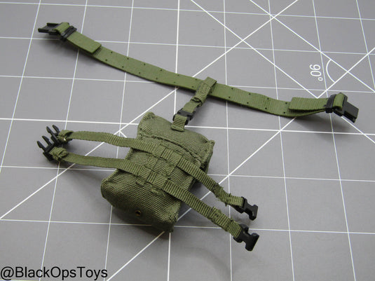 Bam 1/6 OD Green Rivet Belt w/Pouch