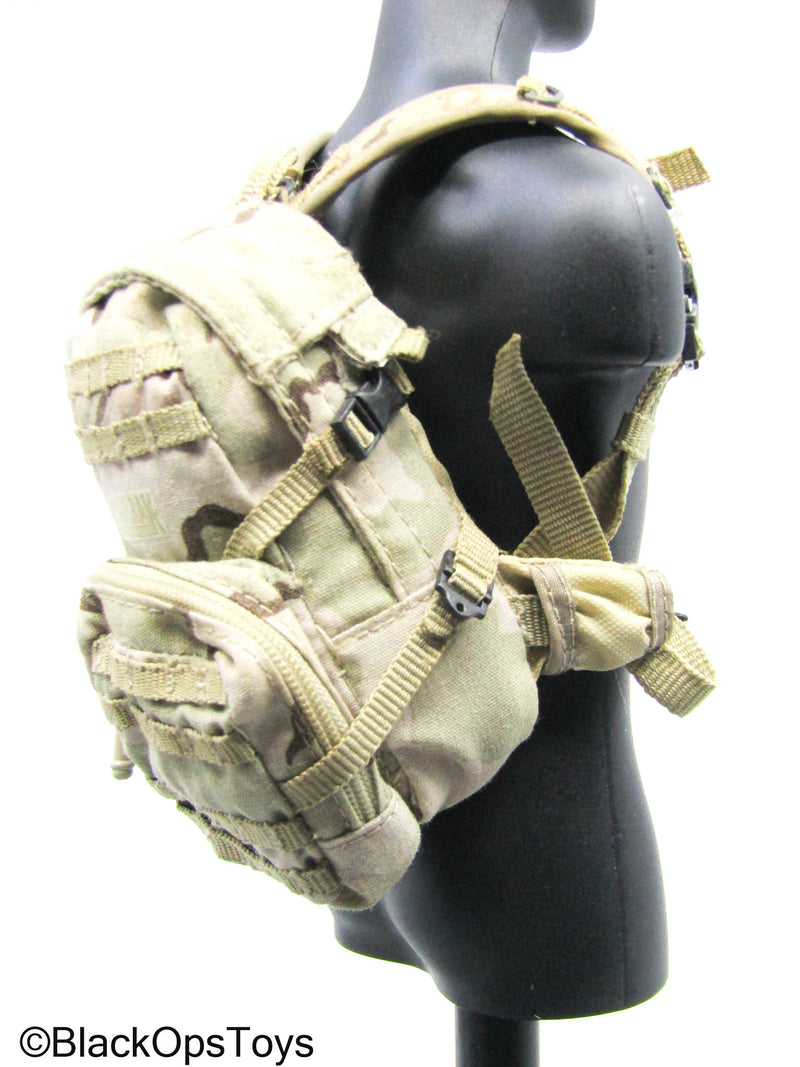 Load image into Gallery viewer, Desert Camo Camelbak Backpack (Hot Toys) (READ DESC)
