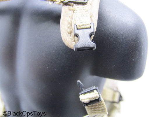 Desert Camo Camelbak Backpack (Hot Toys) (READ DESC)