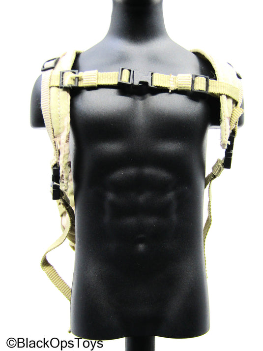Desert Camo Military Backpack (Hot Toys)