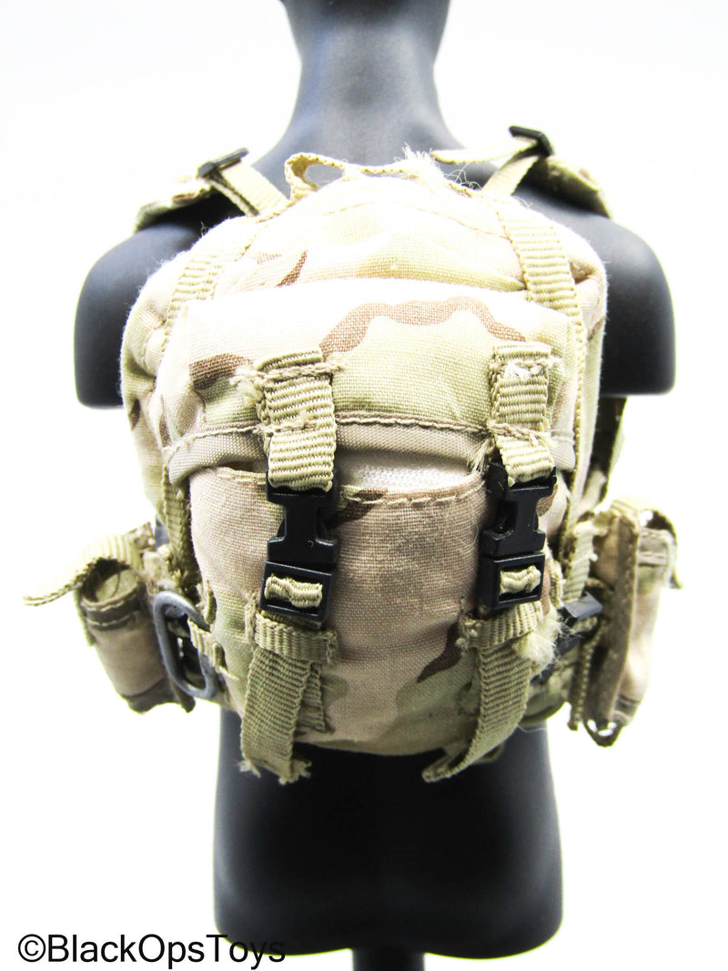Load image into Gallery viewer, Desert Camo Backpack
