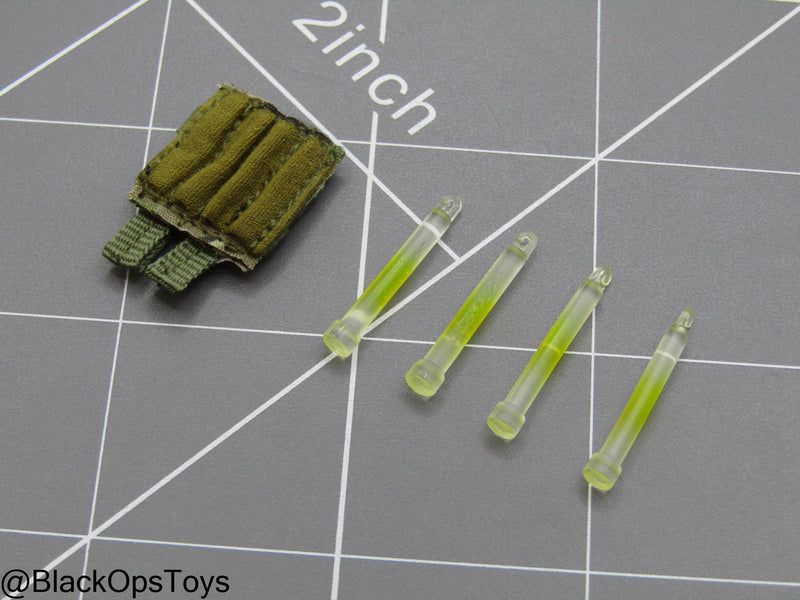Load image into Gallery viewer, SDU Assault Team - Light Sticks w/Pouch
