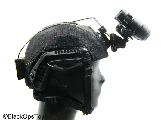 Custom Mich 2001 Helmet w/Black Cover & NVG