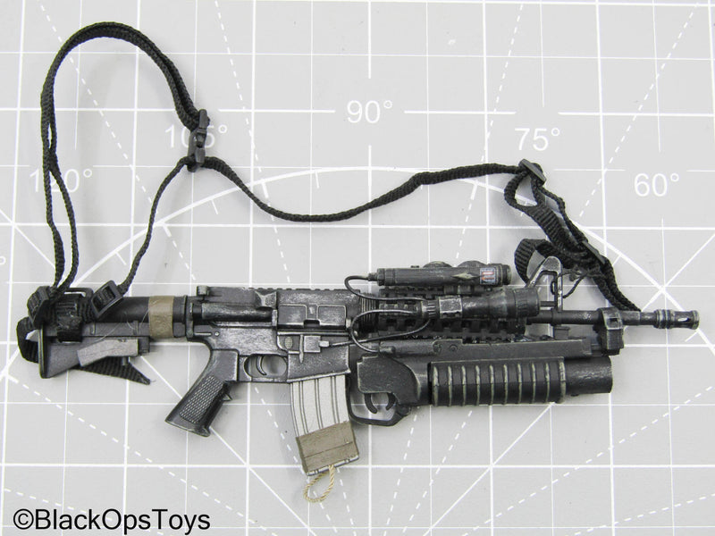 Load image into Gallery viewer, Black M4 Carbine Rifle w/M203 Grenade Launcher (Hot Toys)
