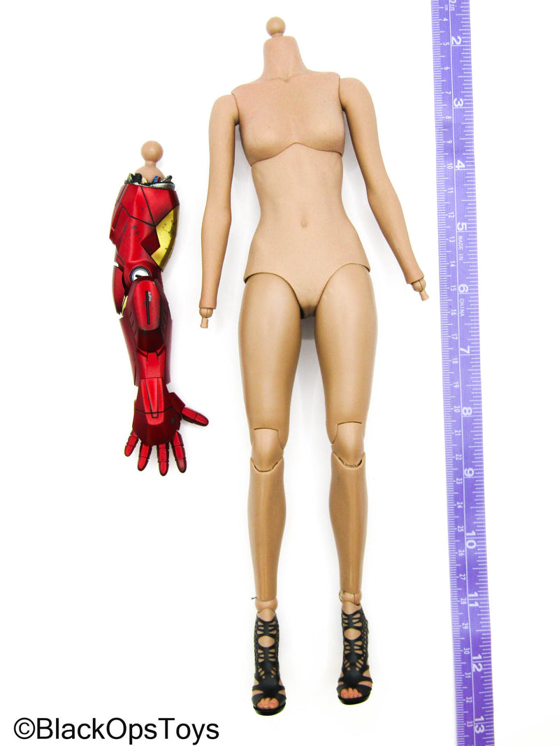 Load image into Gallery viewer, Iron Man 3 - Pepper Pots - Female Body w/Iron Man Arm &amp; High Heel Shoes
