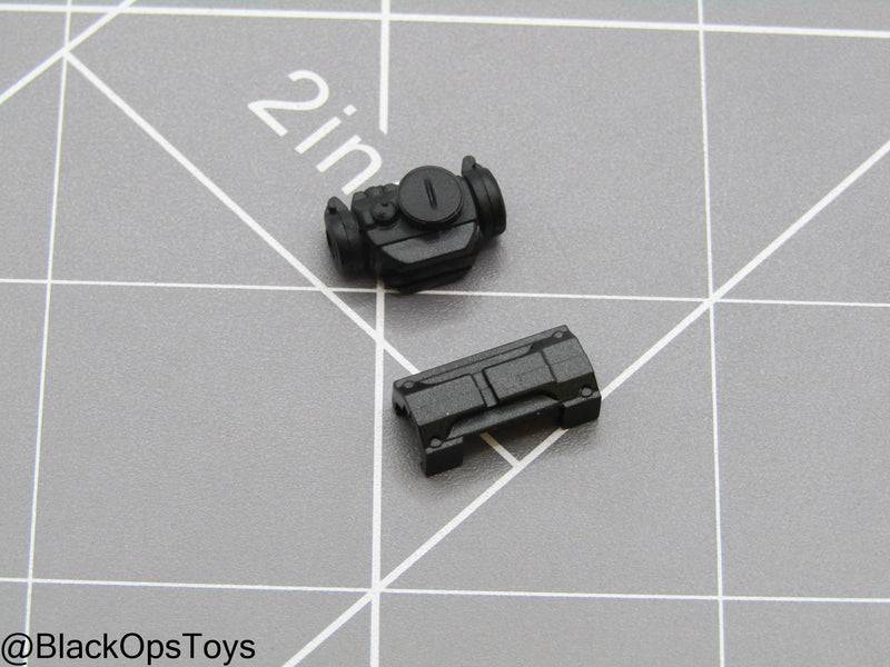 Load image into Gallery viewer, SDU Assault Team - Red Dot Sight w/Rail
