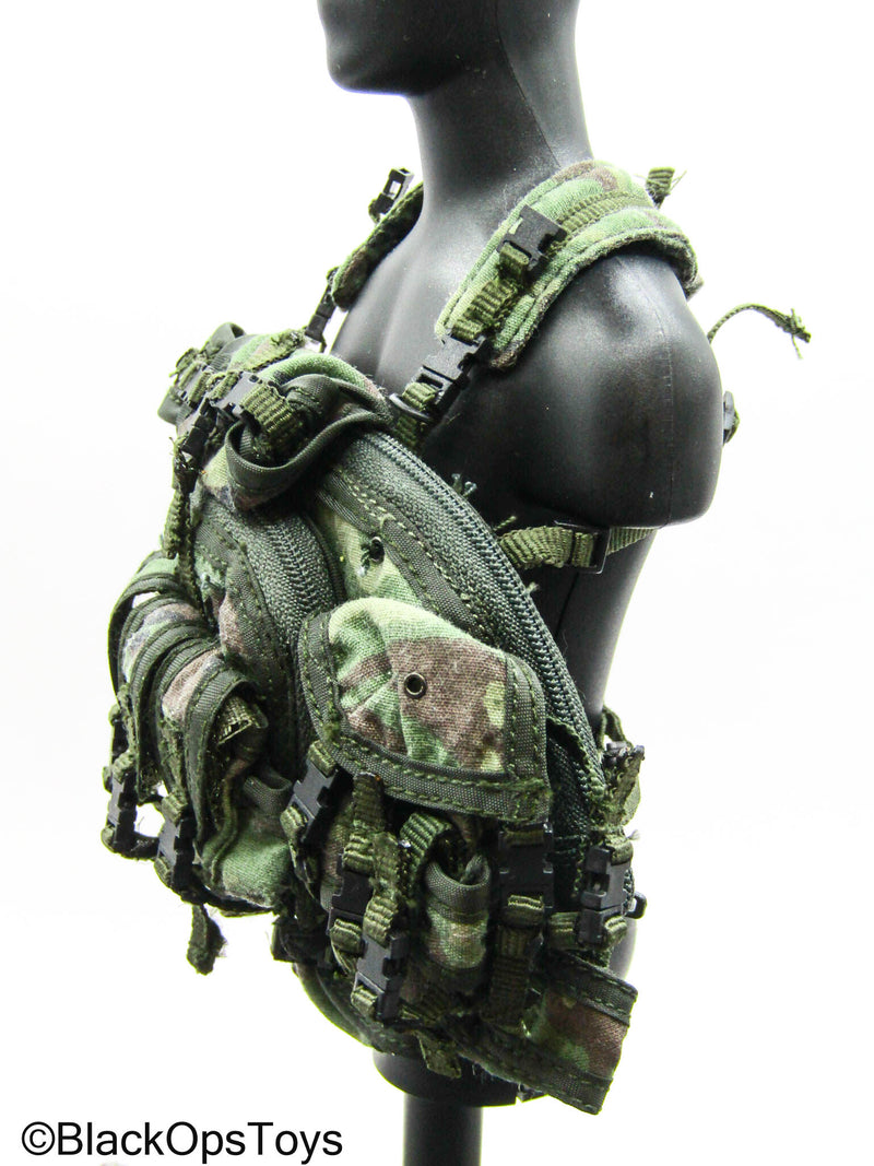 Load image into Gallery viewer, Woodland Camo Denali Chest Rig Harness
