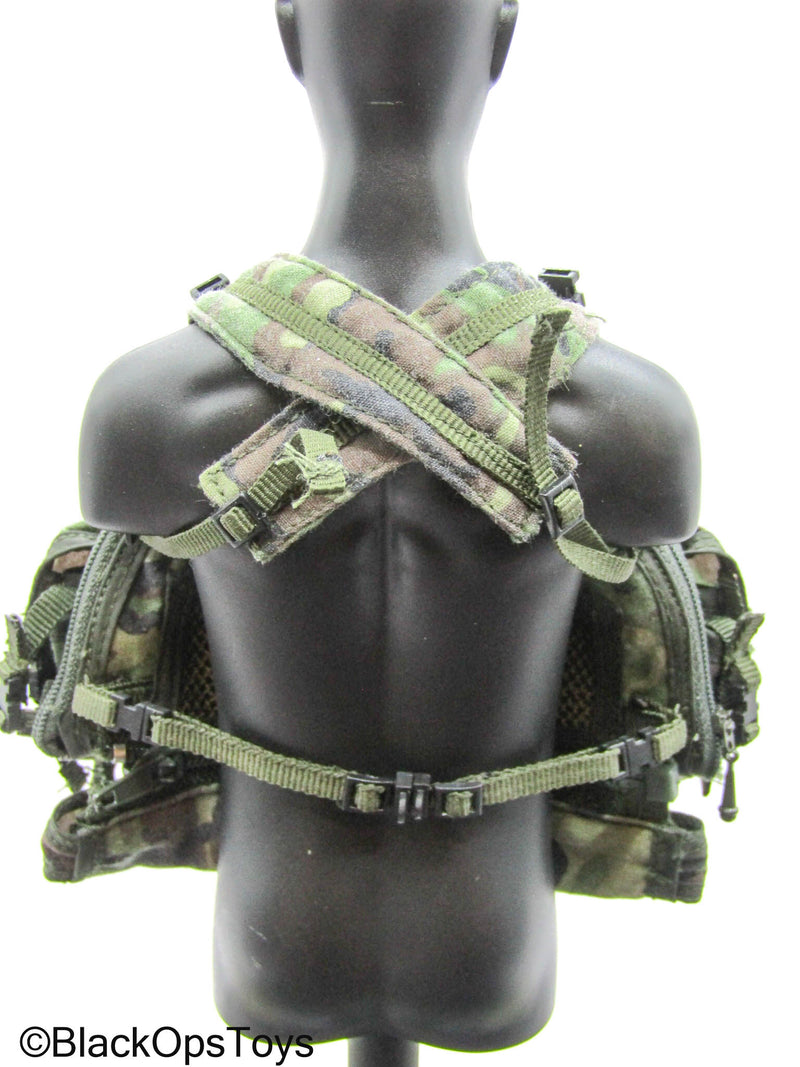 Load image into Gallery viewer, Woodland Camo Denali Chest Rig Harness
