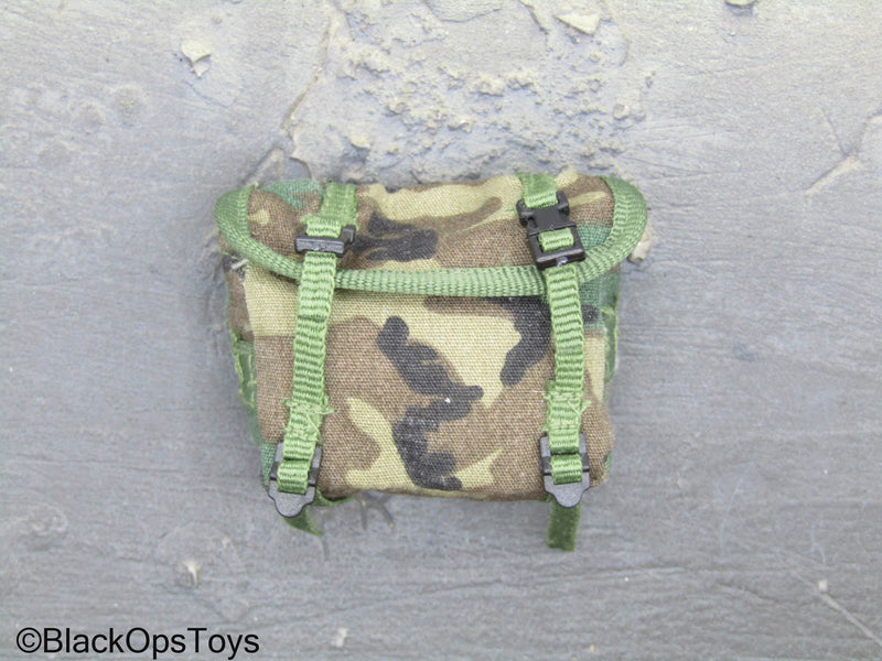 Load image into Gallery viewer, Woodland Camo Buttpack
