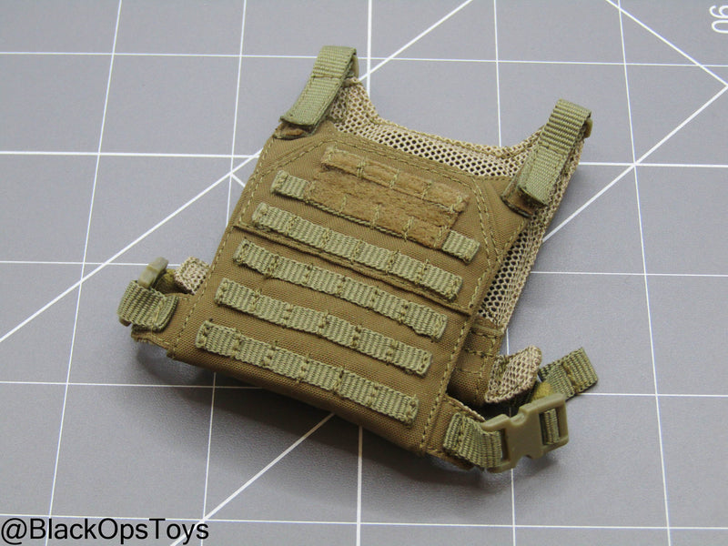 Load image into Gallery viewer, Bravo 0-7 Strike - Coyote Tan MOLLE Plate Carrier
