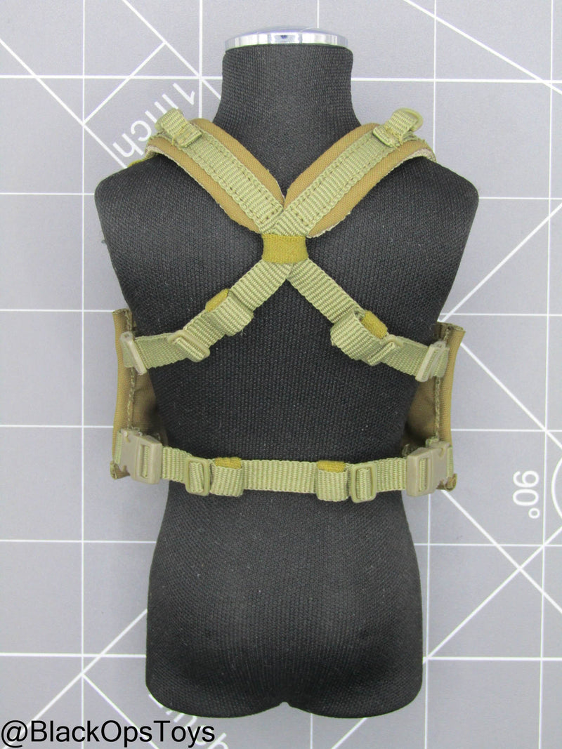 Load image into Gallery viewer, Bravo 0-7 Strike - Coyote Tan MOLLE Chest Rig
