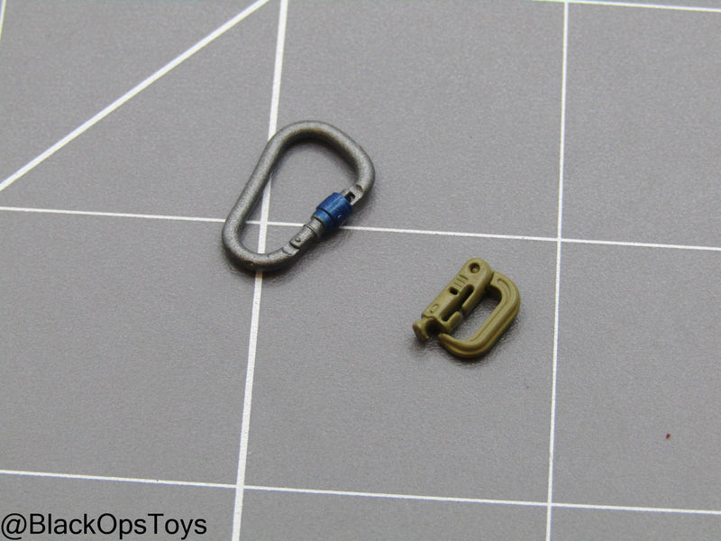 Load image into Gallery viewer, Bravo 0-7 Strike - Carabiner Set
