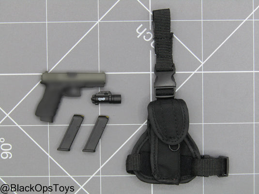Spetsnaz FSB - 9mm Pistol w/Drop Leg Holster