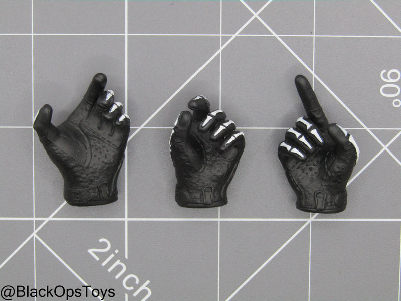 Load image into Gallery viewer, Bravo 0-7 Kill or Capture RM - Skeleton Gloved Hand Set (x3)
