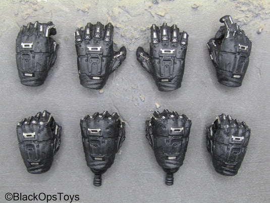 Warriors Of The Future Tyler - Black Armored Gloved Hand Set