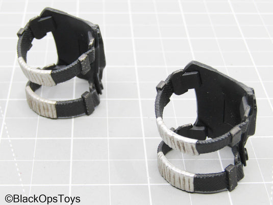 Black Knee Caps