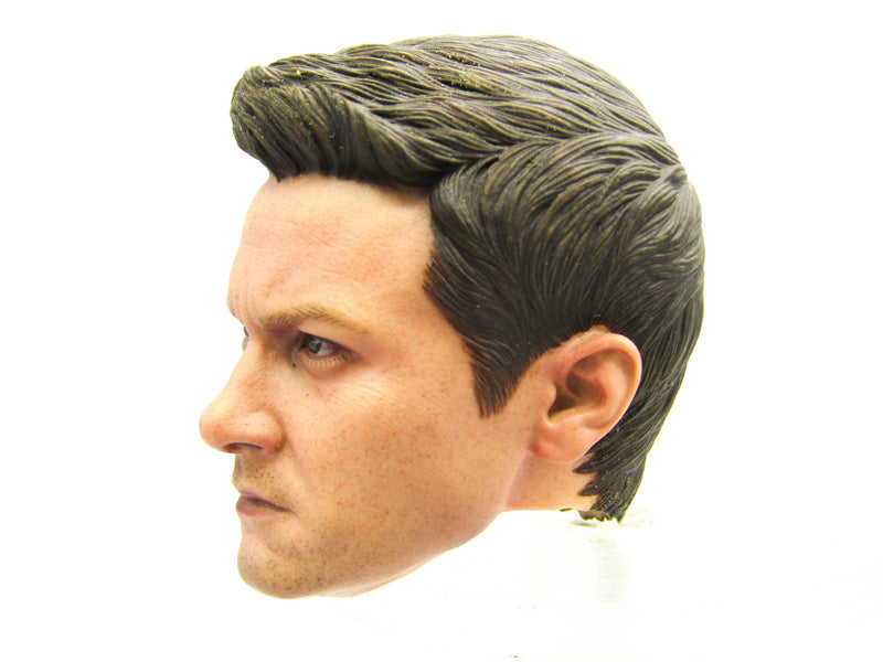 Load image into Gallery viewer, Avengers - Hawkeye - Male Head Sculpt w/Glasses (READ DESC)
