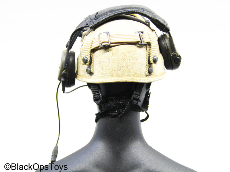 Load image into Gallery viewer, Tan Tactical Helmet w/Goggles &amp; Headset (Hot Toys)
