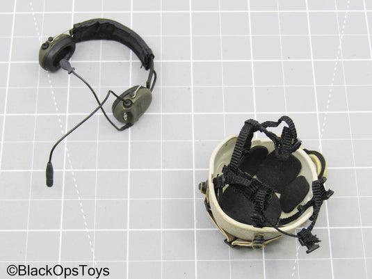 Tan Tactical Helmet w/Goggles & Headset (Hot Toys)