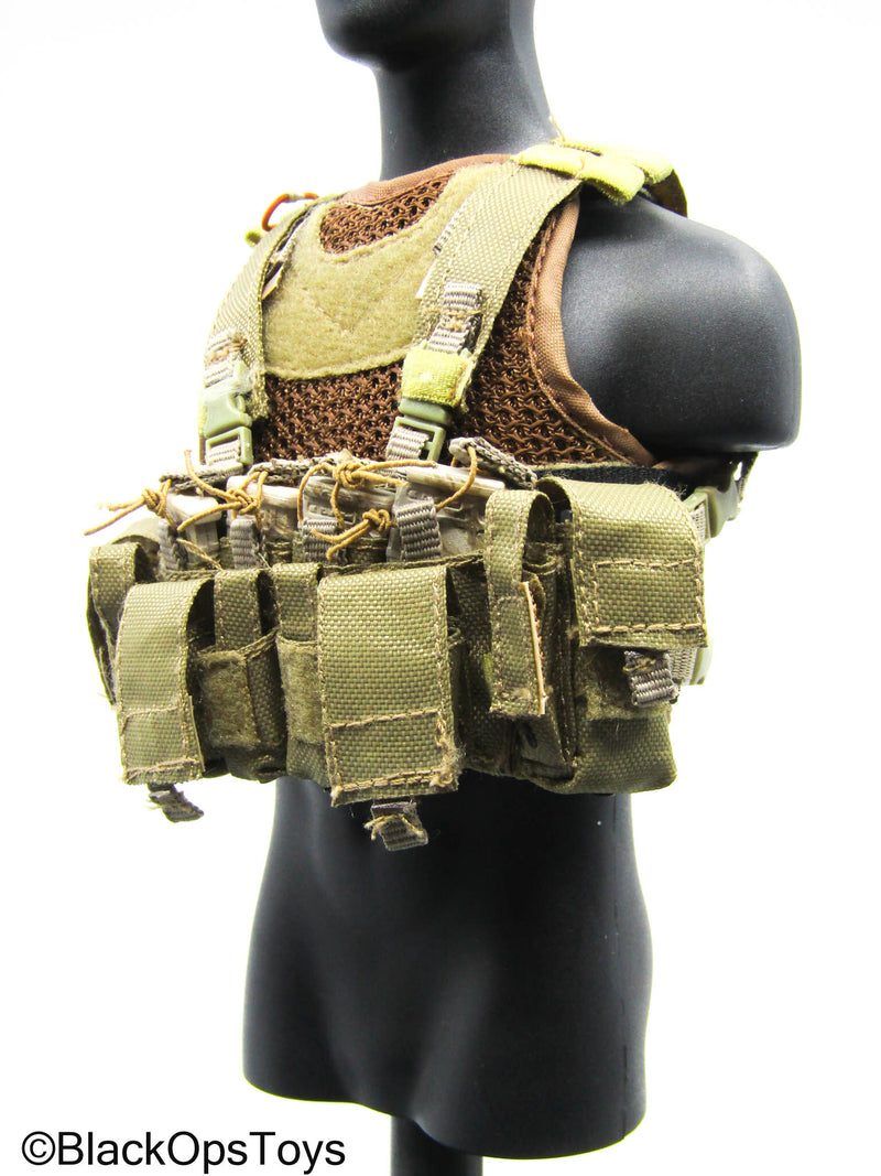 Load image into Gallery viewer, Plate Carrier Vest w/Tan Chest Rig &amp; Mag Set (Soldier Story)
