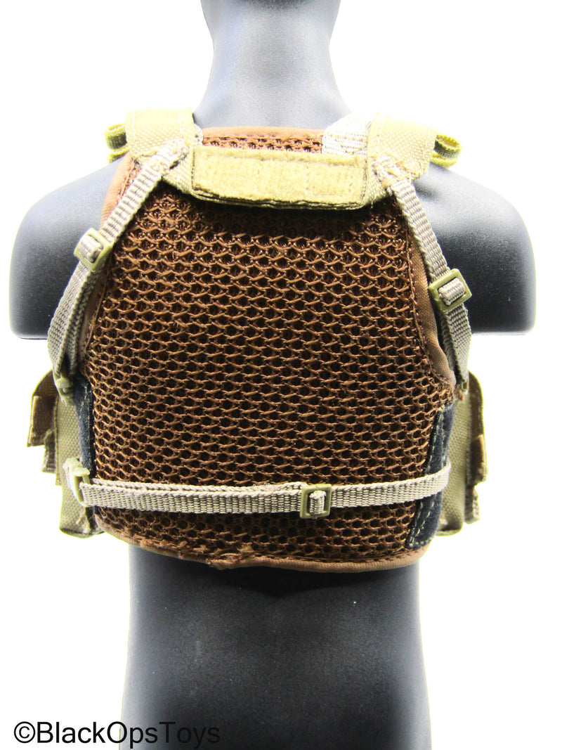 Load image into Gallery viewer, Plate Carrier Vest w/Tan Chest Rig &amp; Mag Set (Soldier Story)
