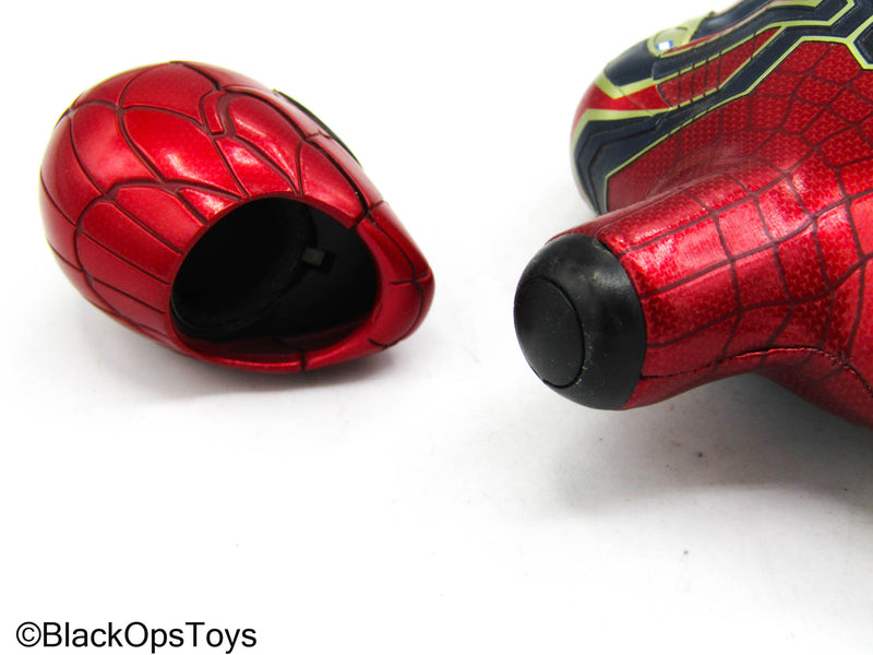 Load image into Gallery viewer, Avengers Infinity War Iron Spider - Armored Body w/Spider Arms &amp; Head Sculpt
