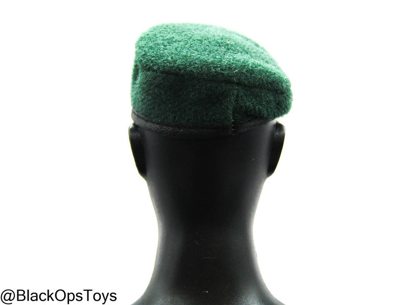 Load image into Gallery viewer, Bam 1/6 Vietnam Era Green Beret (Dragon)
