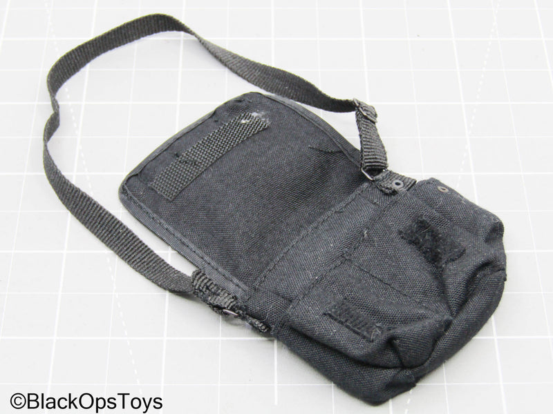 Load image into Gallery viewer, Black Messenger Bag
