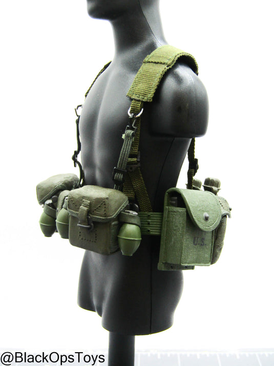 Bam 1/6 Vietnam Era Rivet Belt w/Harness & Pouch Set (Dragon)