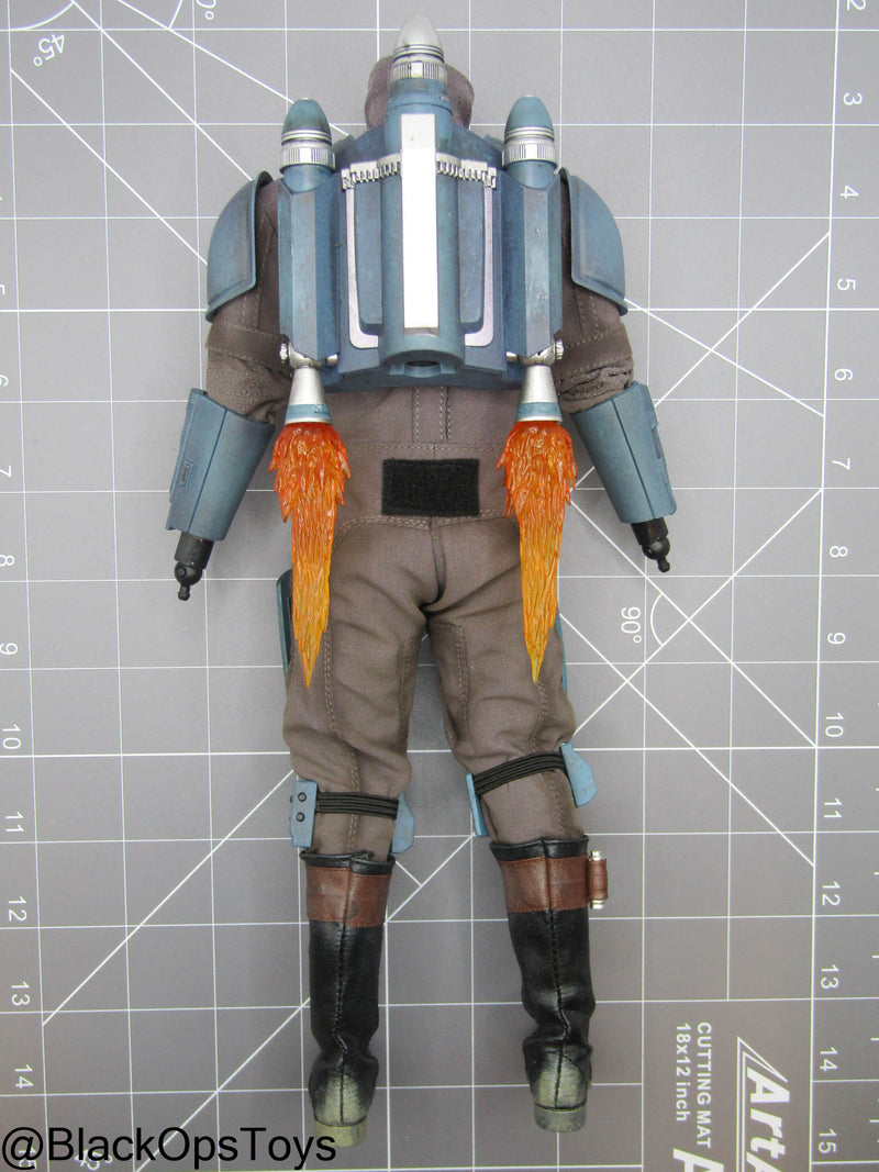 Load image into Gallery viewer, Star Wars - Death Watch Mando - Male Dressed Body w/Jetpack

