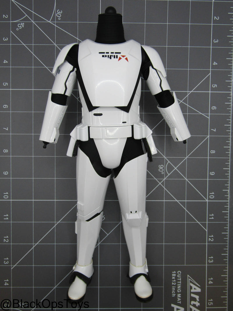 Load image into Gallery viewer, Star Wars - Jet Trooper - Male Body w/White Armor &amp; Jetpack
