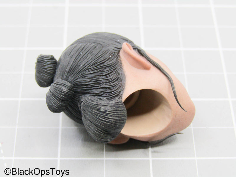 Load image into Gallery viewer, Star Wars - Female Headsculpt In Rey Likeness (Hot Toys)
