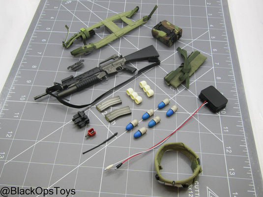 US Marine Gunnery Sergeant Crews - M16 Rifle w/MILES System