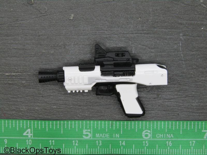 Load image into Gallery viewer, Star Wars - Stormtrooper - Blaster Pistol
