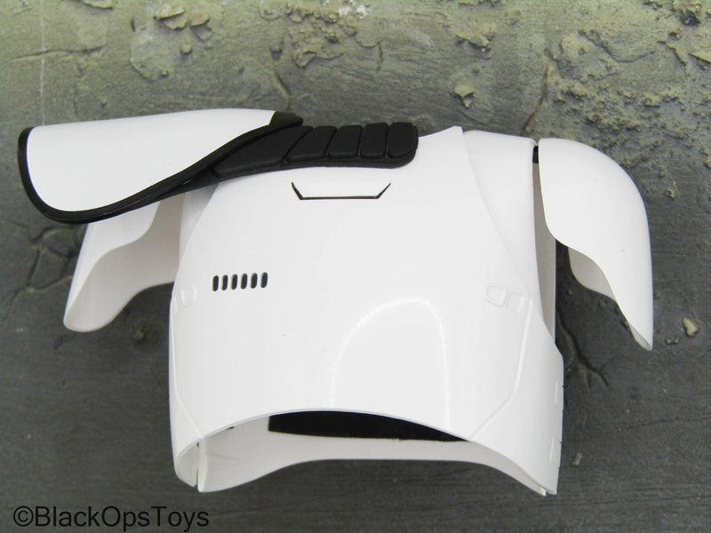 Load image into Gallery viewer, Star Wars - Stormtrooper - White Chest Armor w/Pauldron
