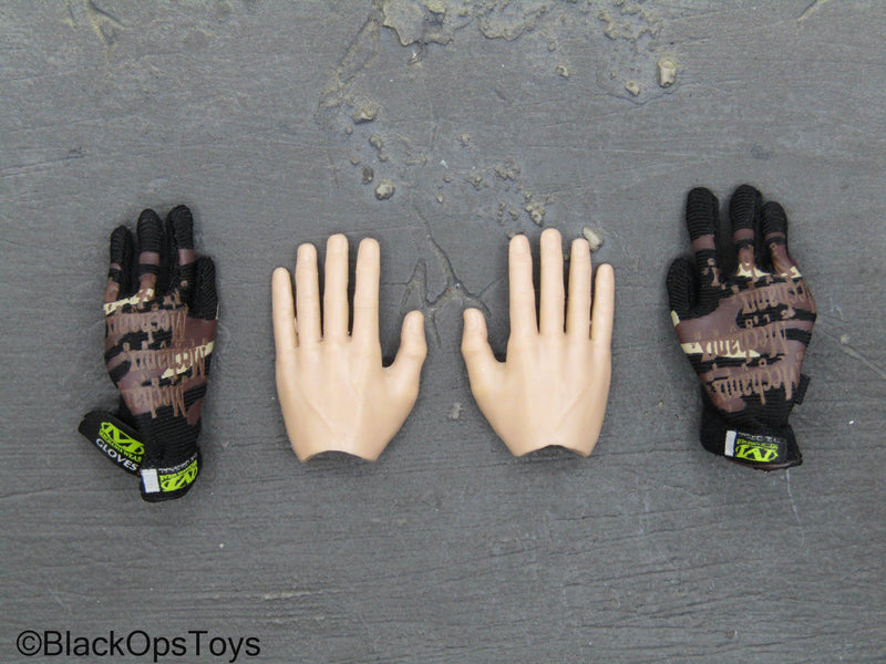 Load image into Gallery viewer, Male Bendy Hands w/Brown &amp; Black Mechanix Gloves
