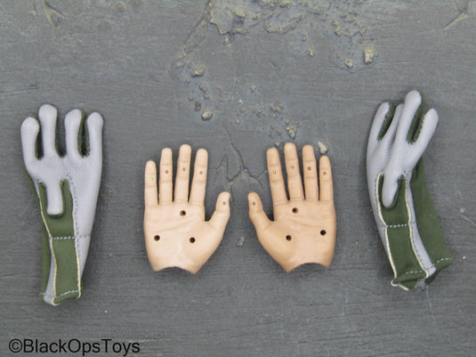 Male Bendy Hands w/Green Nomex Flight Gloves