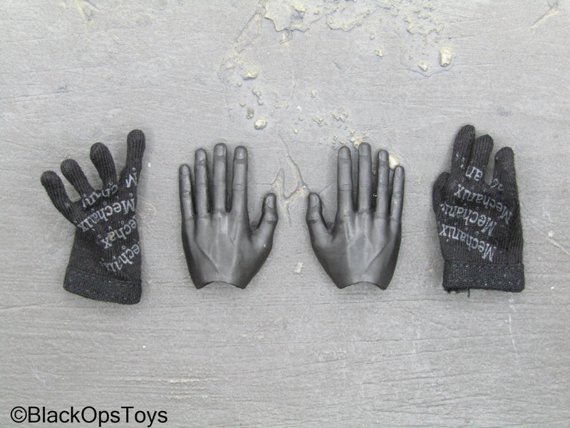 Load image into Gallery viewer, Black Bendy Hands w/Black Mechanix Gloves
