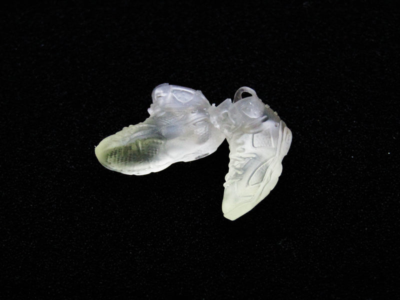 Load image into Gallery viewer, 1/12 Custom 3D - Female Sneakers (Peg Type)
