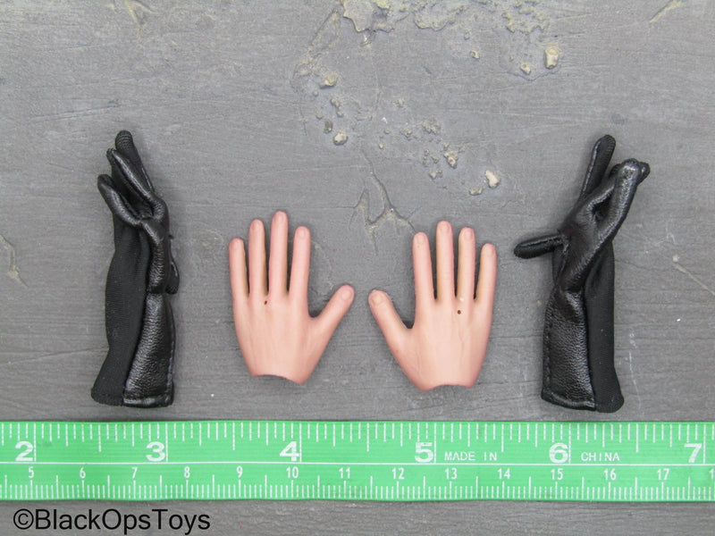 Load image into Gallery viewer, Male Bendy Hands w/Black Leather Like Gloves
