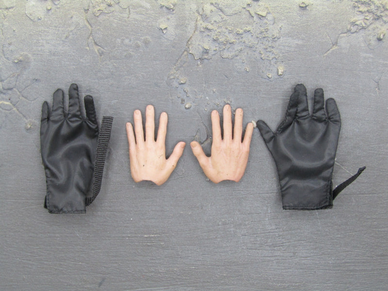 Load image into Gallery viewer, CBRN - Male Bendy Hands w/Black Leather Like Gloves

