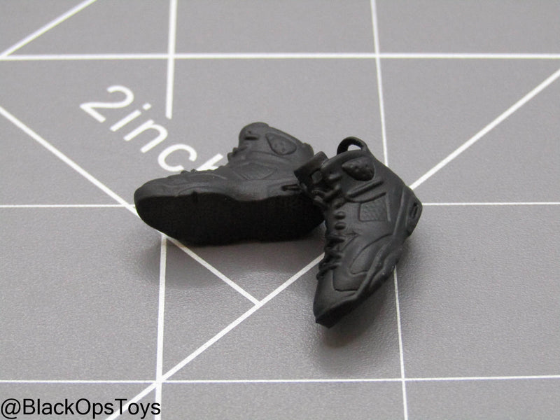 Load image into Gallery viewer, 1/12 Custom 3D - Female Sneakers (Peg Type)
