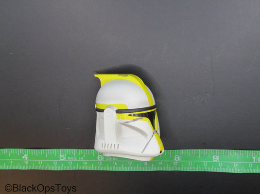 Star Wars Clone Trooper - White & Yellow Phase 1 Helmet