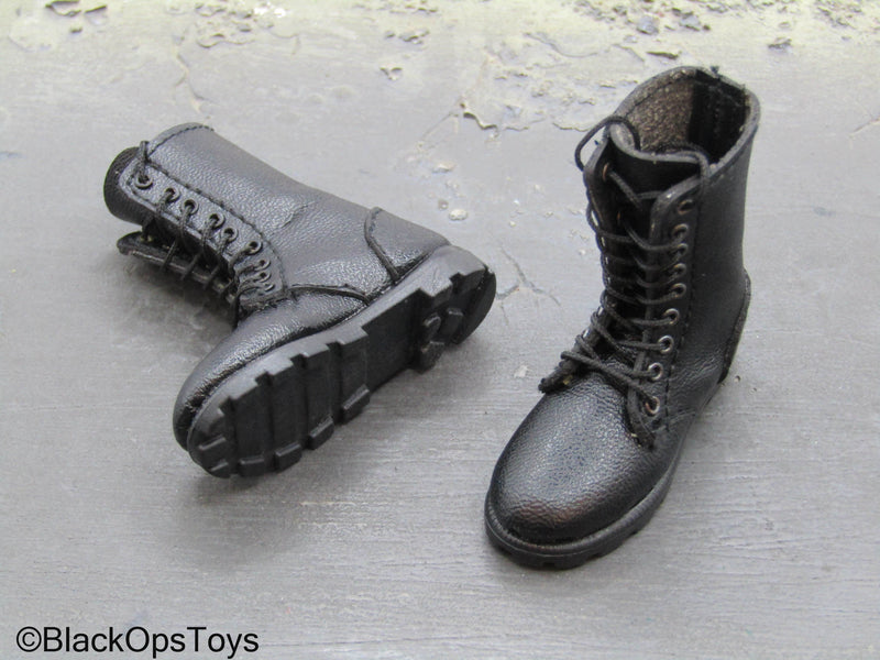 Load image into Gallery viewer, Vietnam Era Male - Black Leather Like Boots (Foot Type)
