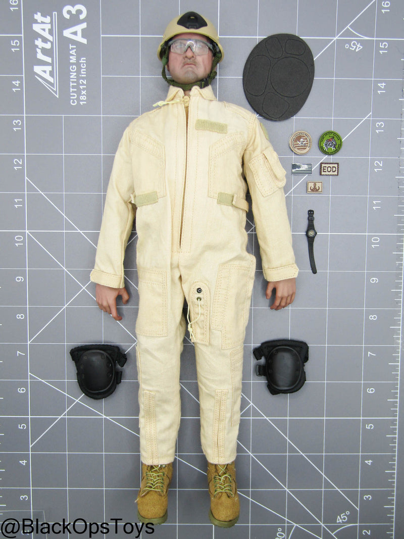 Load image into Gallery viewer, US Navy EODMU - Male Dressed Body w/Headsculpt
