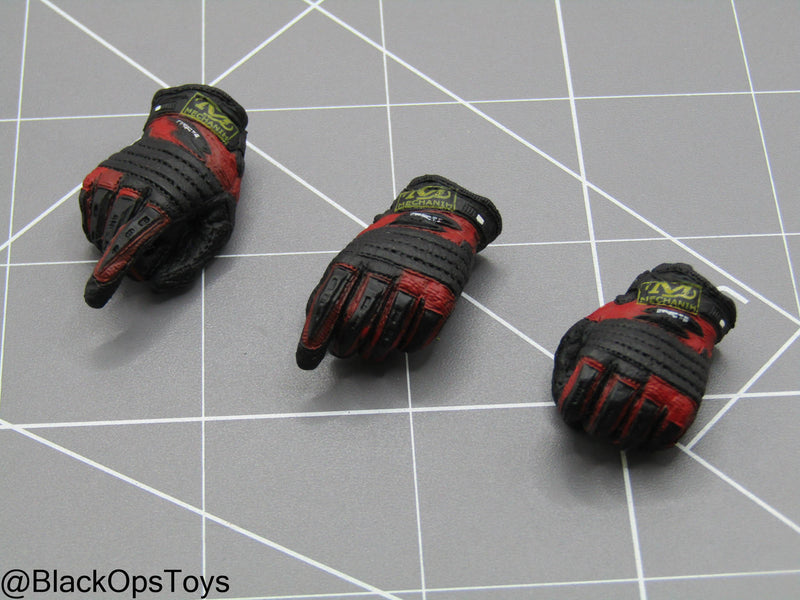 Load image into Gallery viewer, US Navy EODMU - Black &amp; Red Gloved Hand Set
