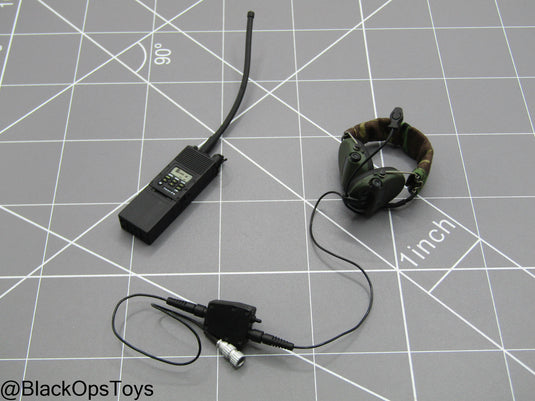 US Navy EODMU - Radio w/Woodland Camo Headset
