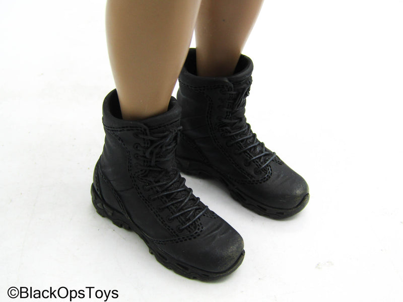 Load image into Gallery viewer, The Expendables - Barney Ross - Male Body w/Head Sculpt &amp; Boots (READ DESC)
