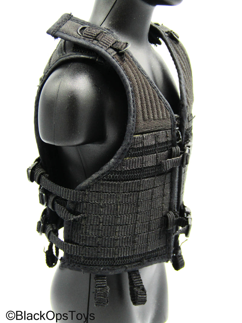 Load image into Gallery viewer, The Expendables - Barney Ross - Black MOLLE Vest
