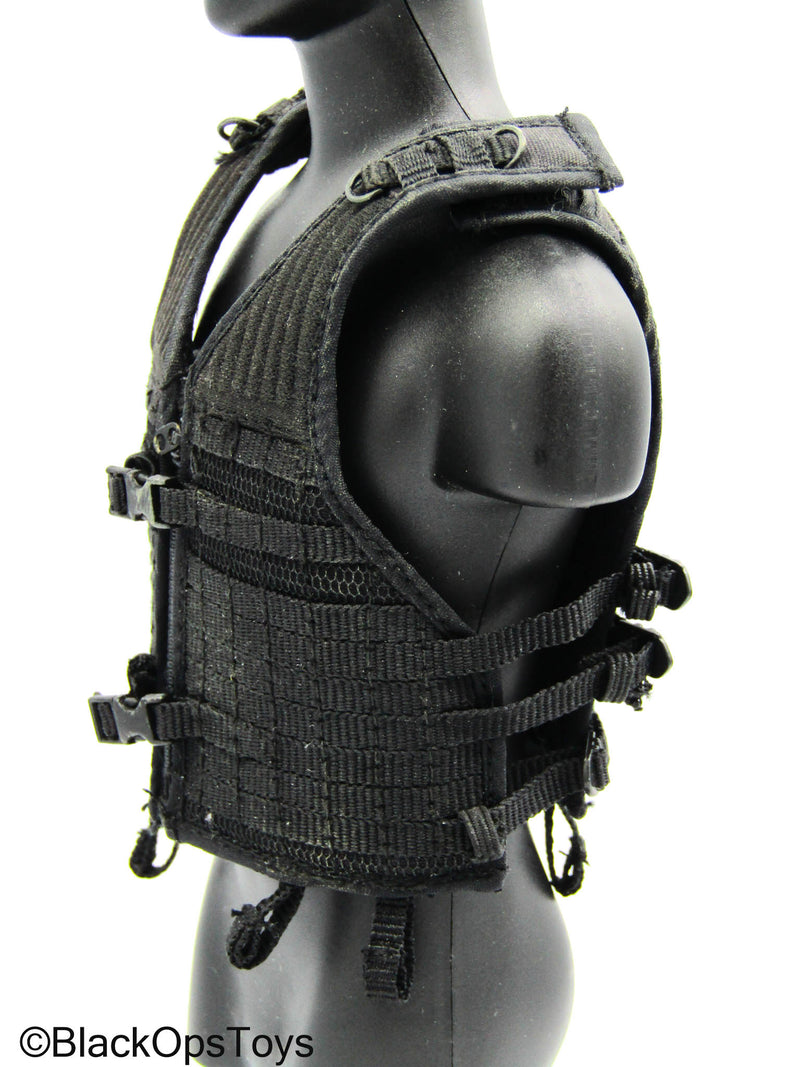 Load image into Gallery viewer, The Expendables - Barney Ross - Black MOLLE Vest
